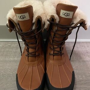 Men’s UGG boots size 13